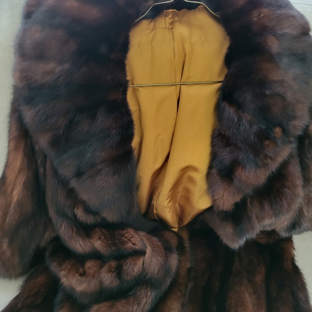 Vintage sable fur coat Flawed